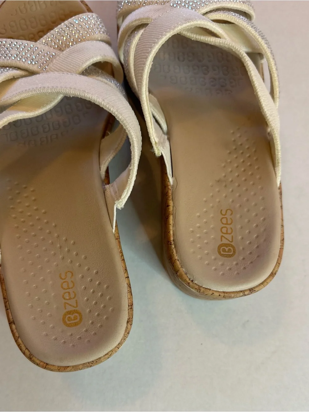 BZEES REIGN WEDGE SANDALS